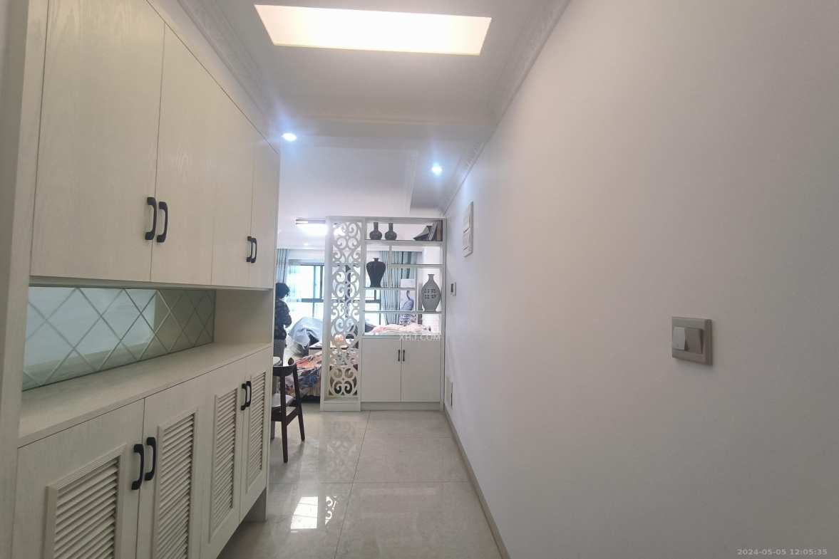 中南红领邦（红星嘉和苑）  3室1厅2卫    3200.0元/月室内图