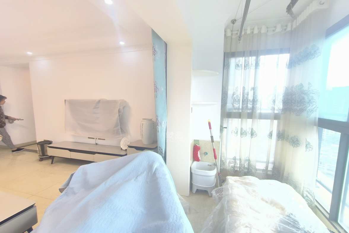 中南红领邦（红星嘉和苑）  3室1厅2卫    3200.0元/月室内图