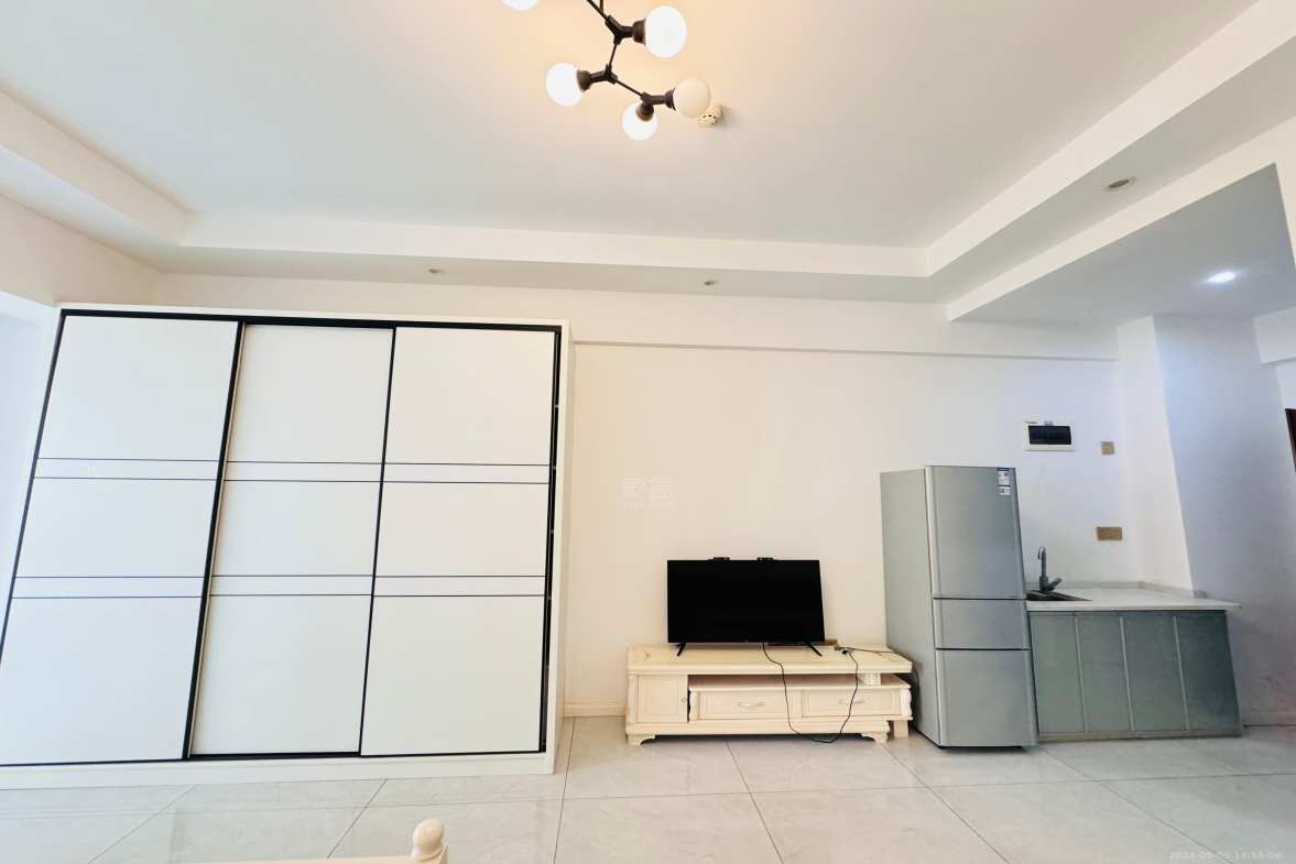 中泰财富湘江 1室1厅1卫 1300.0元/月 中泰财富湘江 1室1厅1卫 1300.0元/月室内图