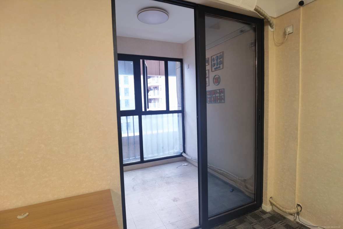 德思勤城市广场（宝格丽公寓）  3室1厅1卫    3980.0元/月室内图