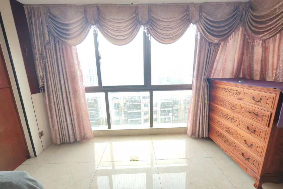 明兴翰苑一期  3室2厅2卫   2500.00元/月室内图