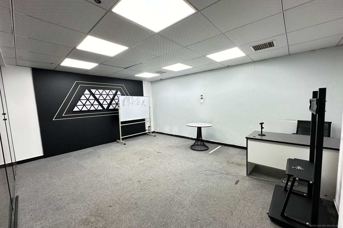 蓝湾国际广场 1室1厅1卫 24000.0元/月 蓝湾国际广场 1室1厅1卫 24000.0元/月室内图