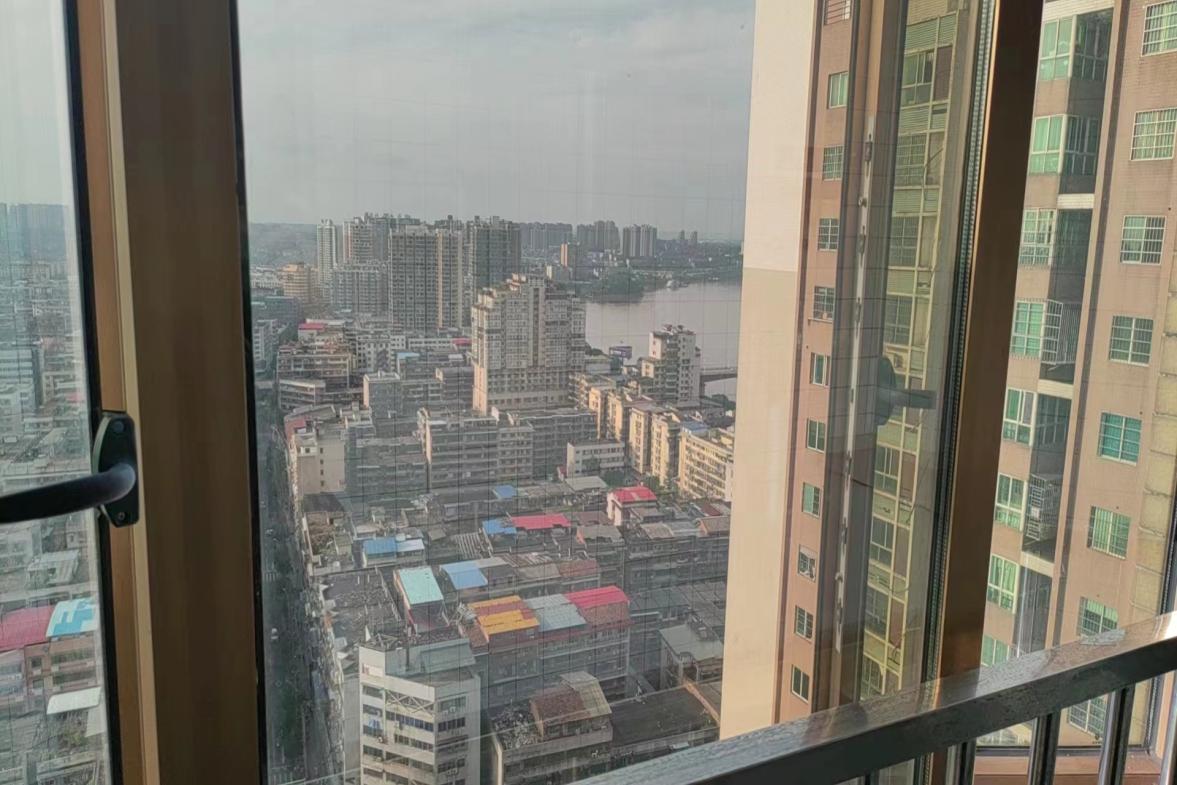 旺角星辰  1室1厅1卫    1600.0元/月室内图