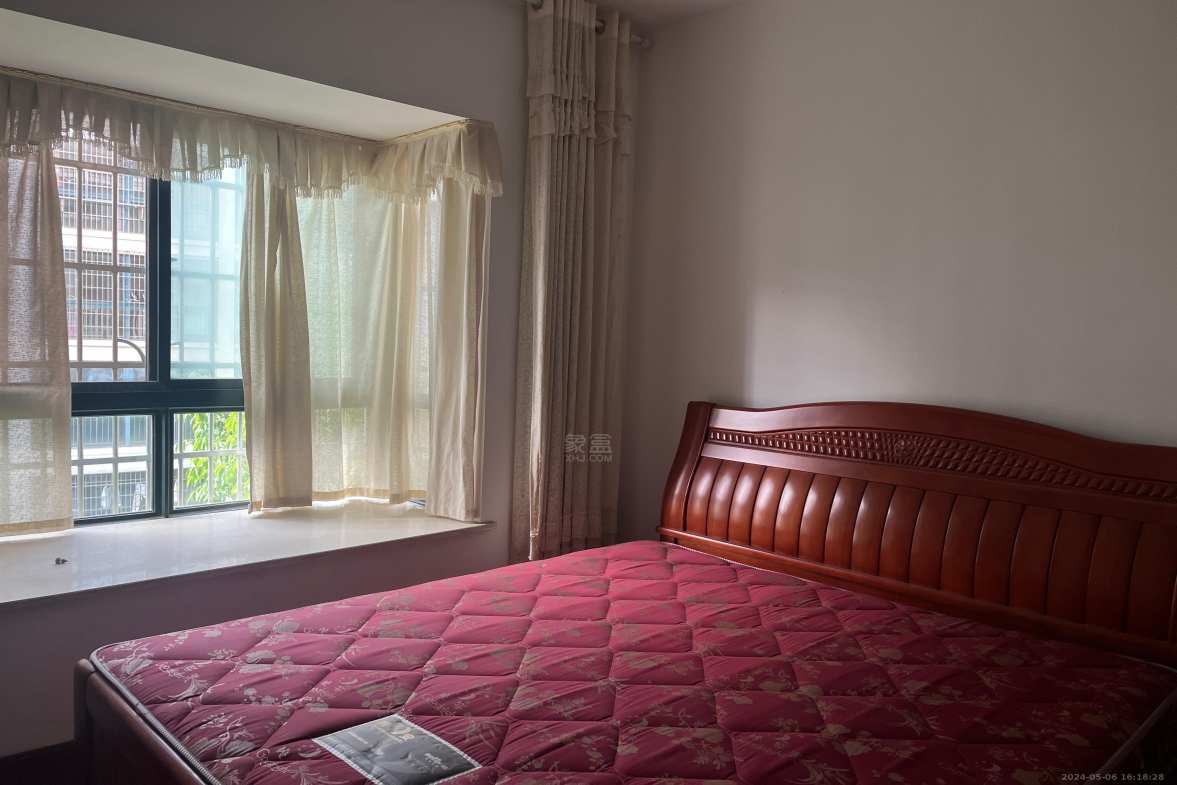 臻品仙岭居 3室2厅1卫 1300.0元/月 臻品仙岭居 3室2厅1卫 1300.0元/月室内图