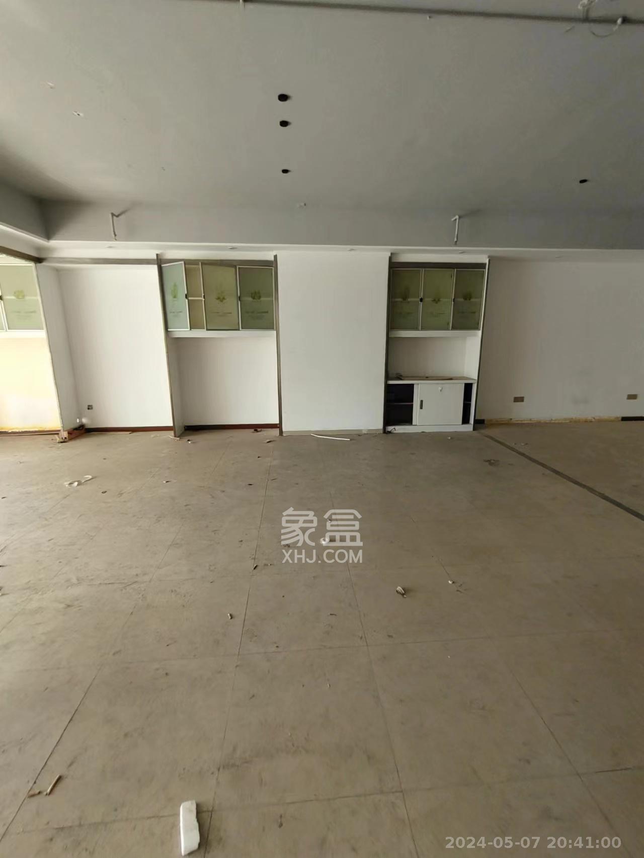 君临天厦   171.0㎡      5700.0元/月室内图