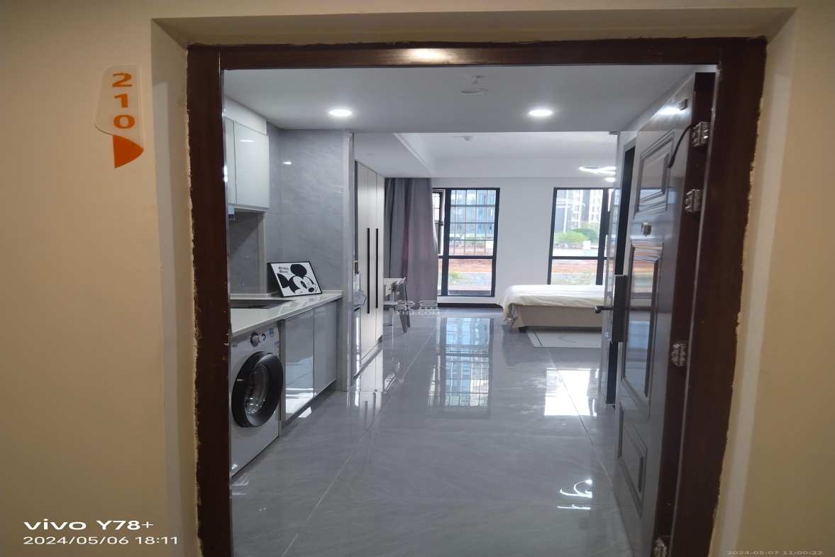 华雅林语苑  1室1厅1卫    1680.0元/月 华雅林语苑  1室1厅1卫    1680.0元/月室内图