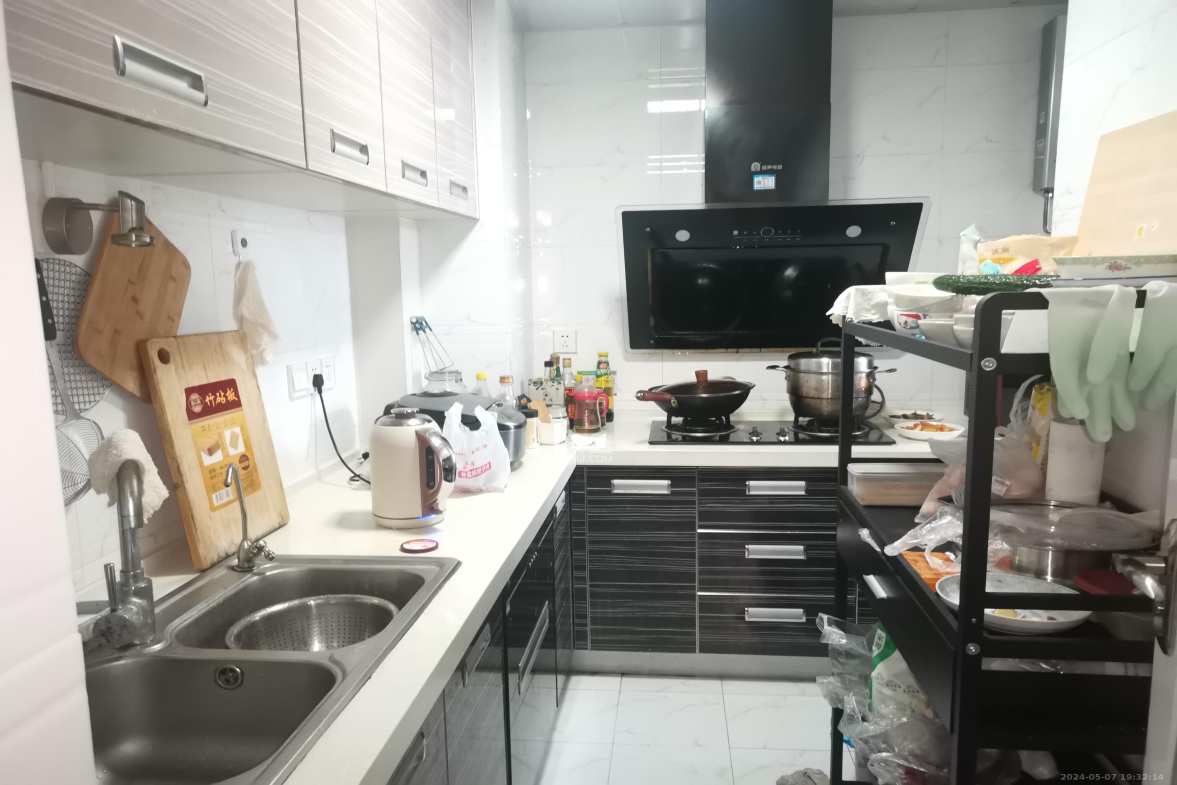 金烨融府 2室1厅1卫 3400.0元/月 金烨融府 2室1厅1卫 3400.0元/月室内图