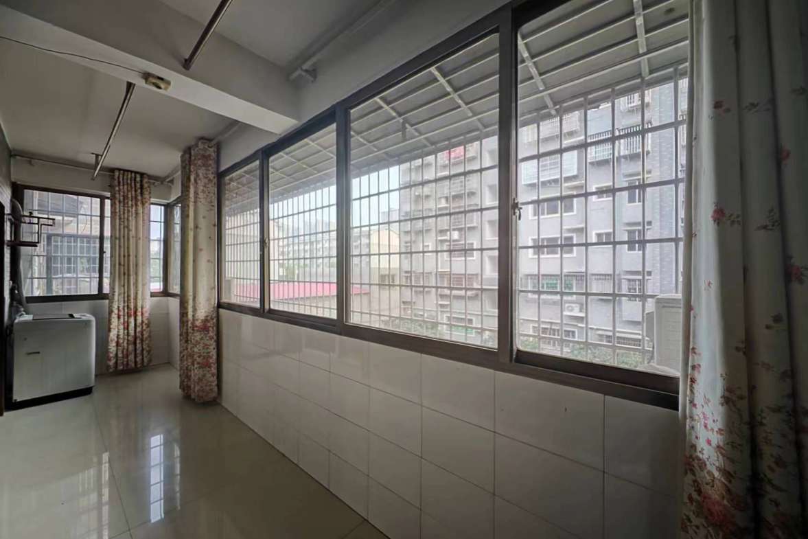 金柘小区  3室2厅1卫   1500.00元/月室内图