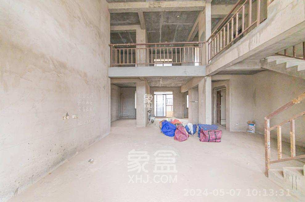 大唐印象一期云海湾  5室2厅3卫   2800.00元/月室内图