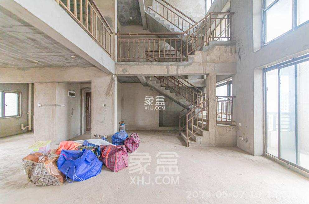 大唐印象一期云海湾  5室2厅3卫   2800.00元/月室内图