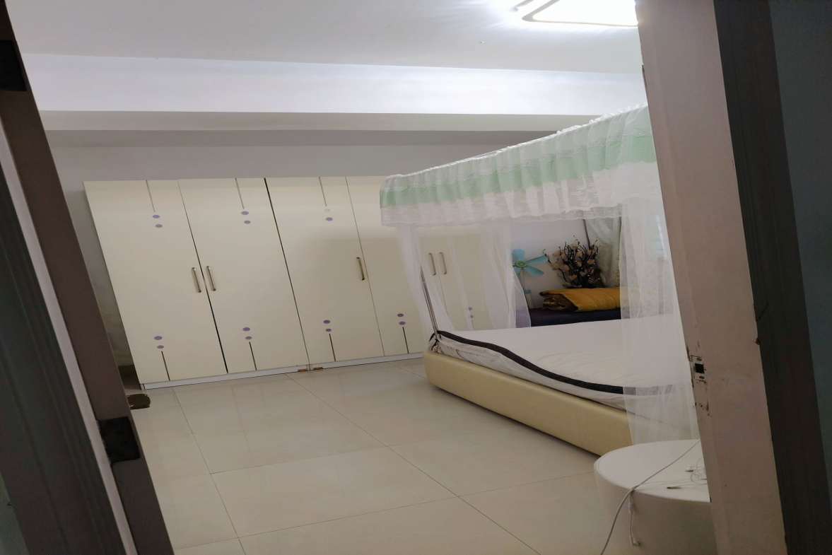 华贸大厦（华贸花苑）  3室2厅2卫    109.0万室内图
