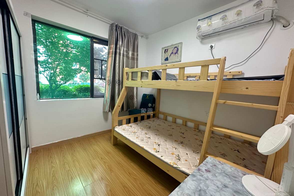 佛奥康桥水岸  2室2厅1卫   1700.00元/月室内图