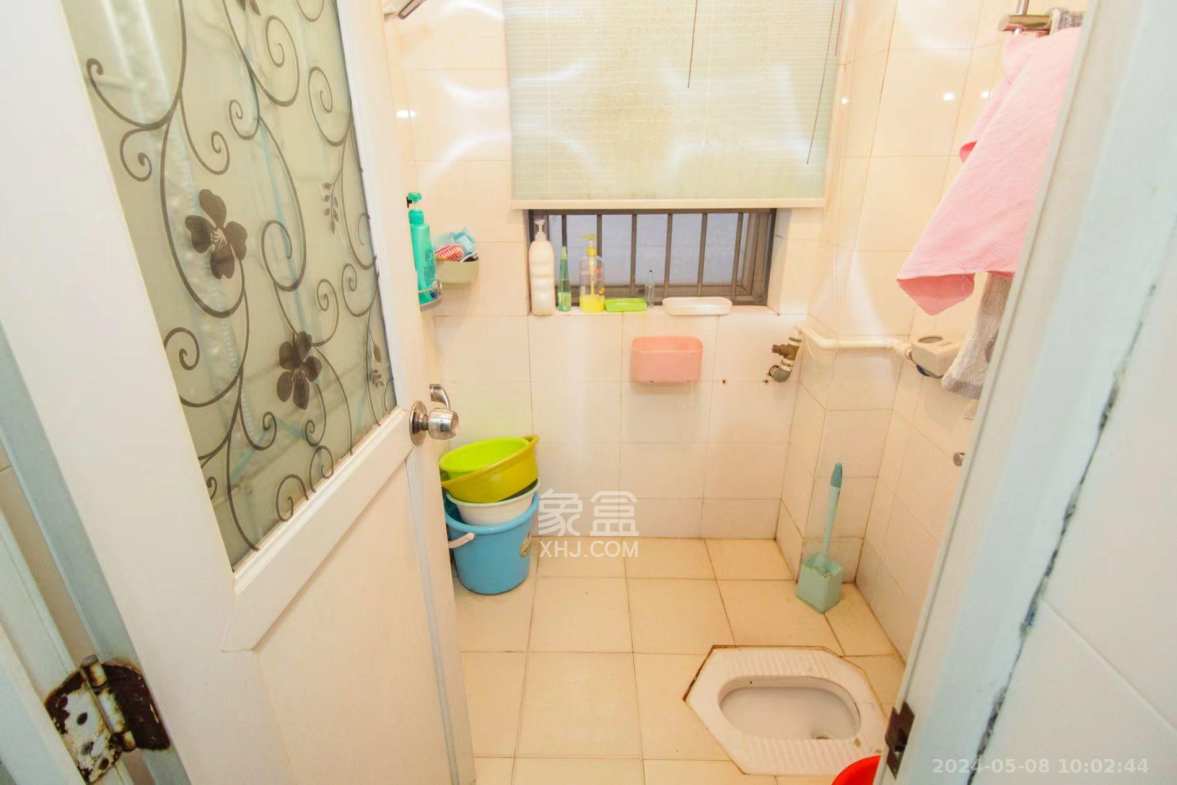 山水庭院 3室2厅2卫 1800.0元/月 山水庭院 3室2厅2卫 1800.0元/月室内图