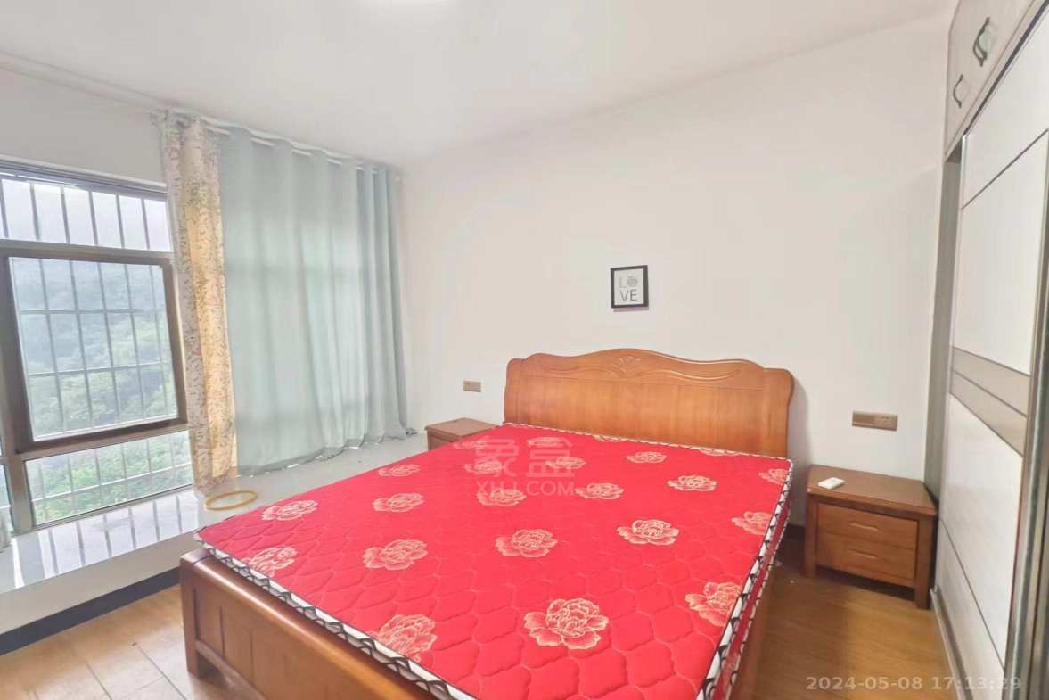 公园道一号(兆富佳园）  3室2厅1卫    1800.0元/月室内图