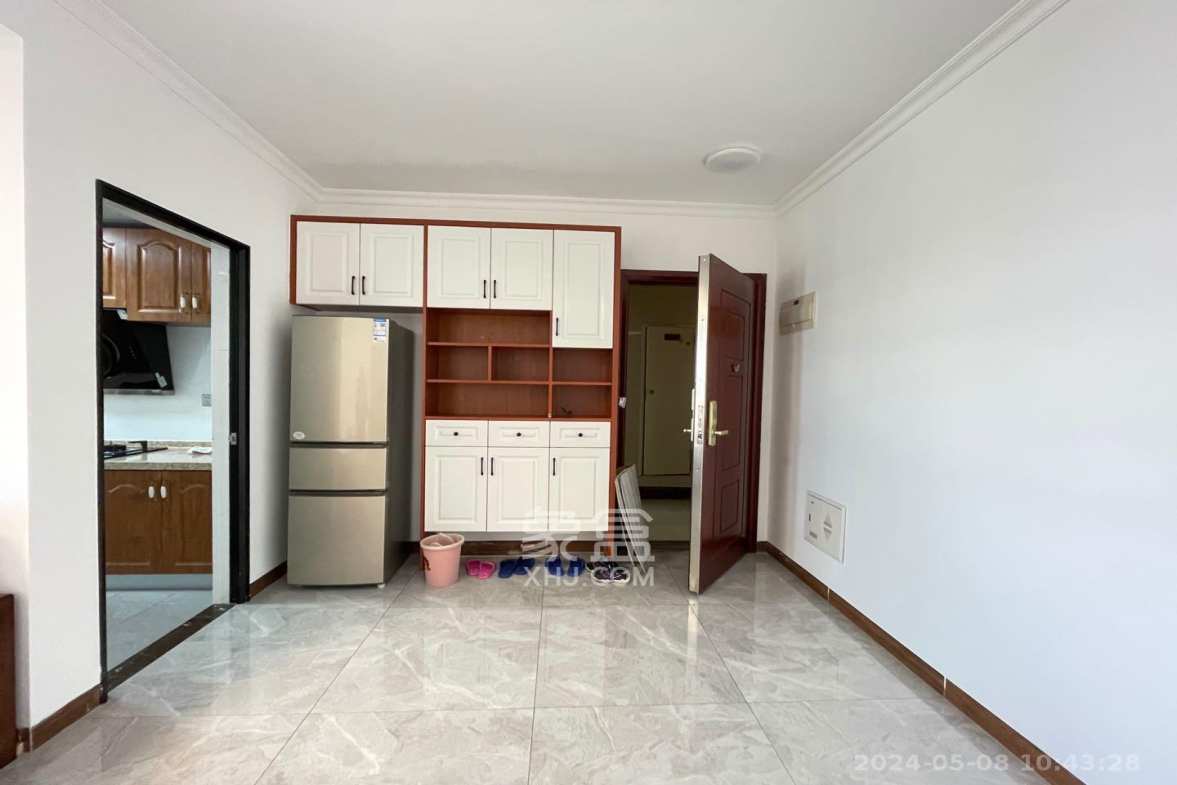 富基世纪公园  3室2厅2卫    2000.0元/月 富基世纪公园  3室2厅2卫    2000.0元/月室内图