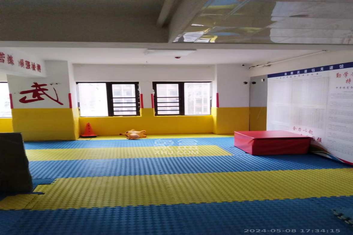 钰龙天下二期(钰龙佳园)  1室1厅1卫    13000.0元/月 钰龙天下二期(钰龙佳园)  1室1厅1卫    13000.0元/月室内图