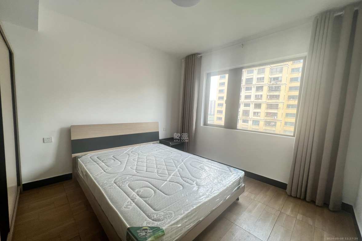 湘水郡（兴旺小爱同学）  4室2厅2卫    3200.0元/月室内图