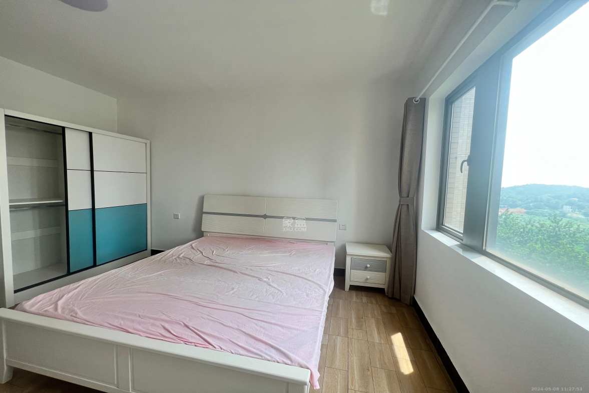 湘水郡（兴旺小爱同学）  4室2厅2卫    3200.0元/月室内图