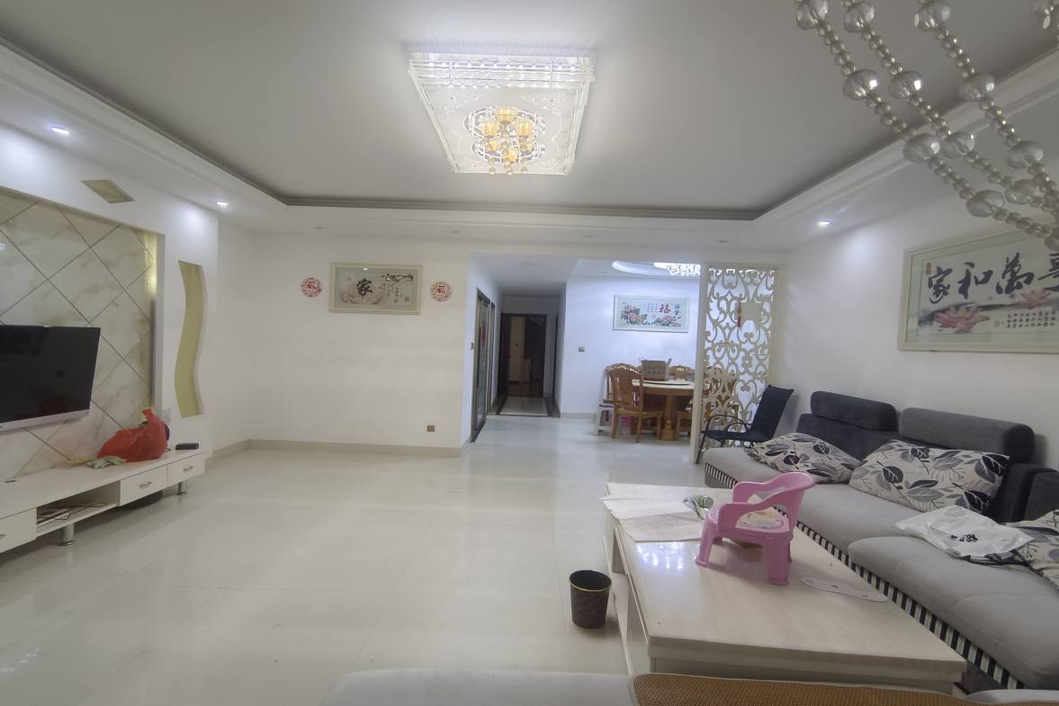 水映豪廷（一，二，三期）  3室2厅2卫    2800.0元/月室内图