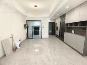 五洲郦城  3室2厅2卫    96.0万