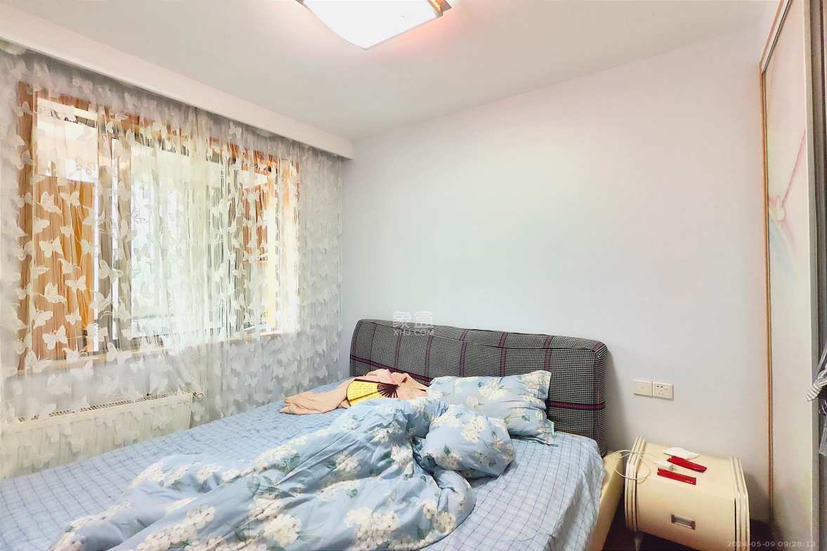 御景龙城 5室2厅2卫 6500.0元/月 御景龙城 5室2厅2卫 6500.0元/月室内图