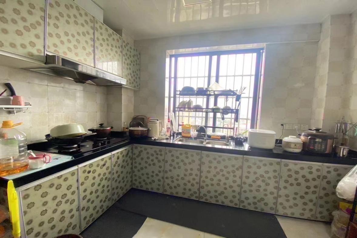 巨恒名都  2室2厅1卫    133.0万室内图