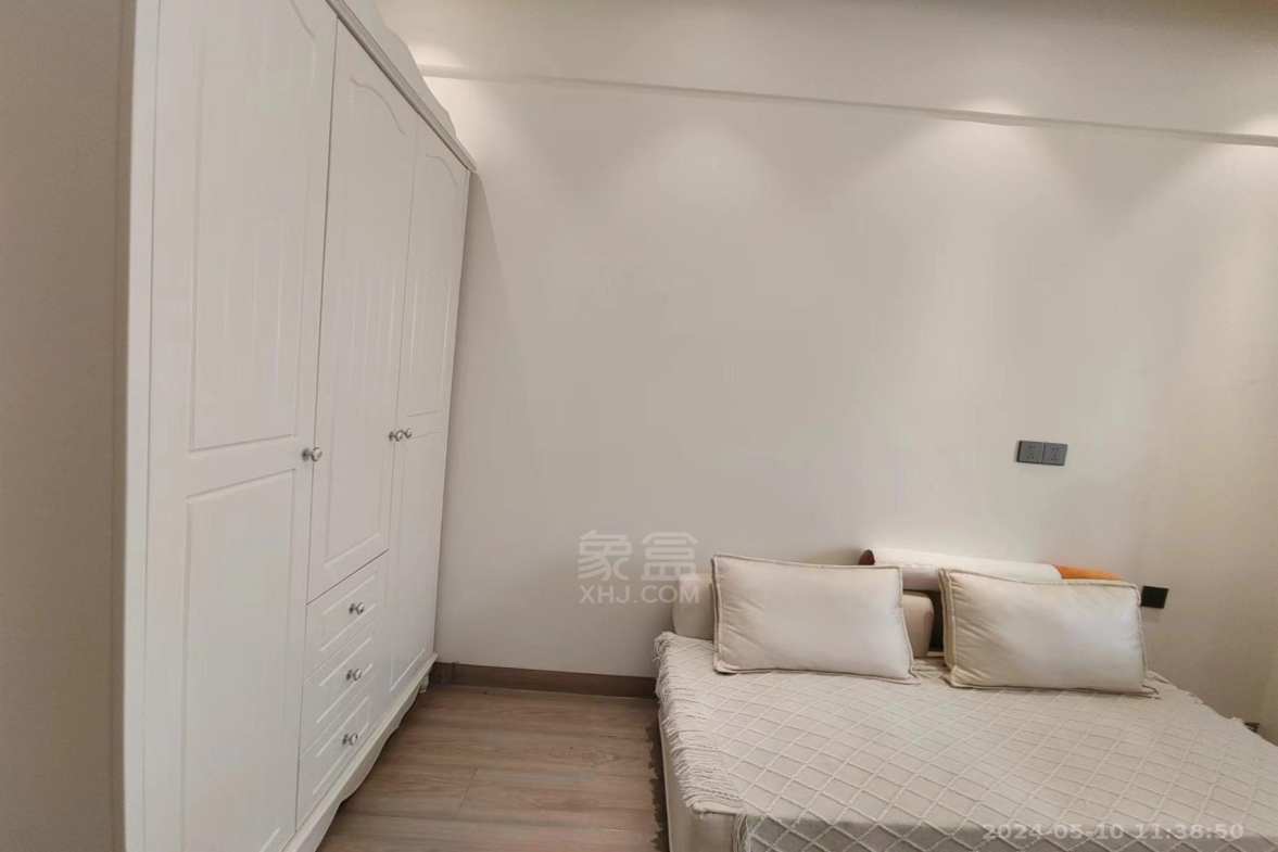 日盛大厦 1室1厅1卫 1800.0元/月 日盛大厦 1室1厅1卫 1800.0元/月室内图