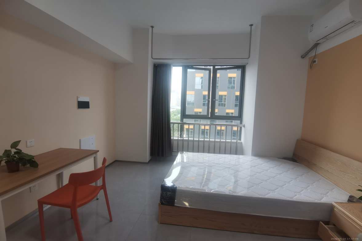 长沙中电智造园  1室1厅1卫    1500.0元/月 长沙中电智造园  1室1厅1卫    1500.0元/月室内图