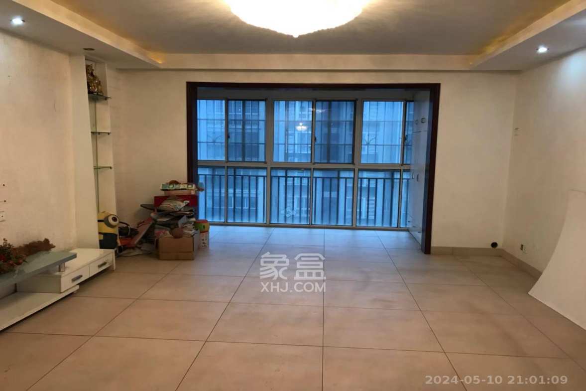 嘉盛华庭（一期、二期、三期）  3室2厅1卫    3000.0元/月室内图