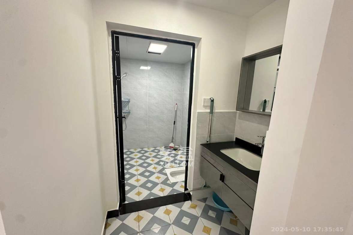 橘郡礼顿山  3室2厅1卫    1800.0元/月室内图