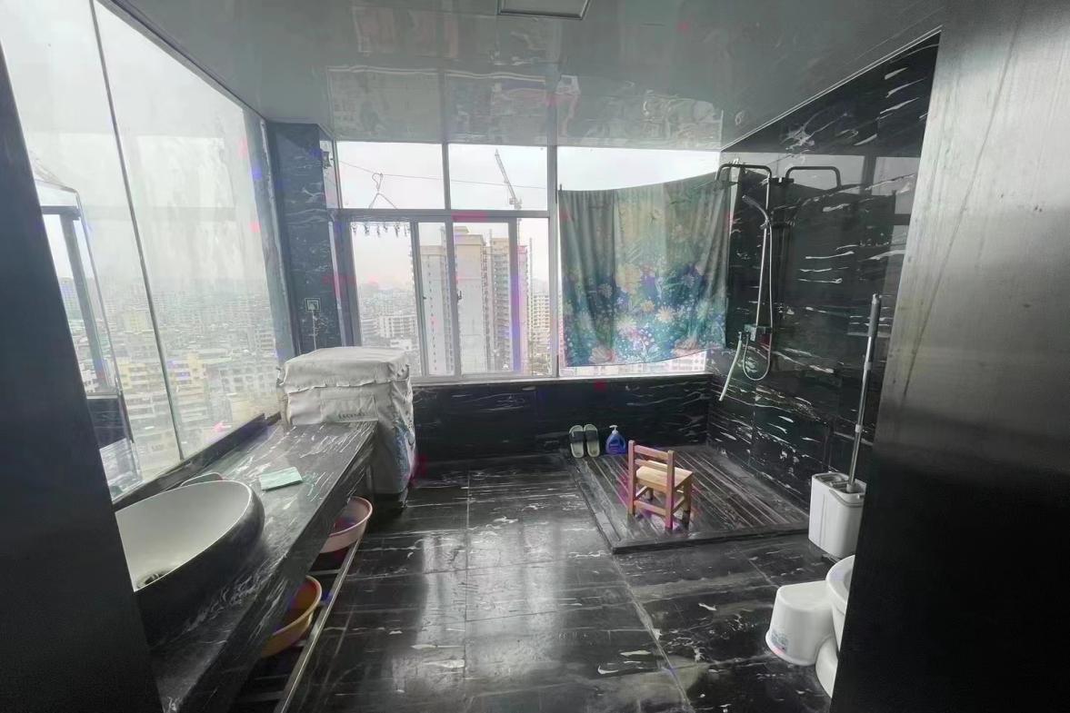 华府苑  3室2厅2卫   132.00万室内图