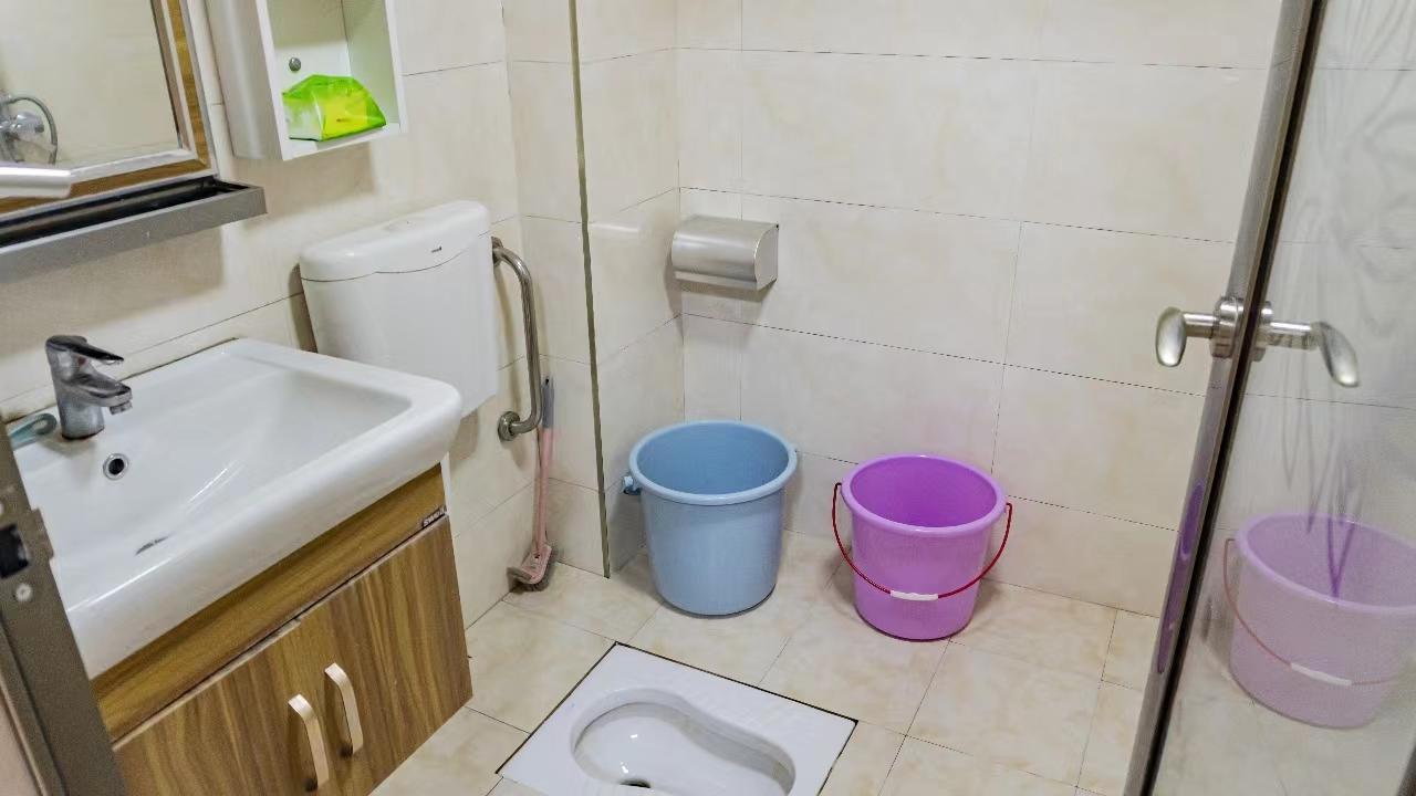 锦绣佳苑  3室2厅2卫   1600.00元/月室内图
