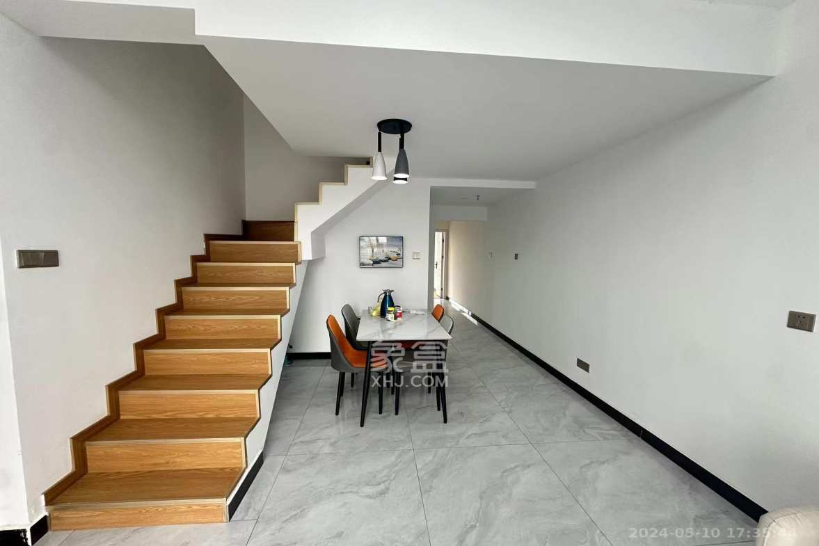 橘郡礼顿山  3室2厅1卫    1800.0元/月室内图