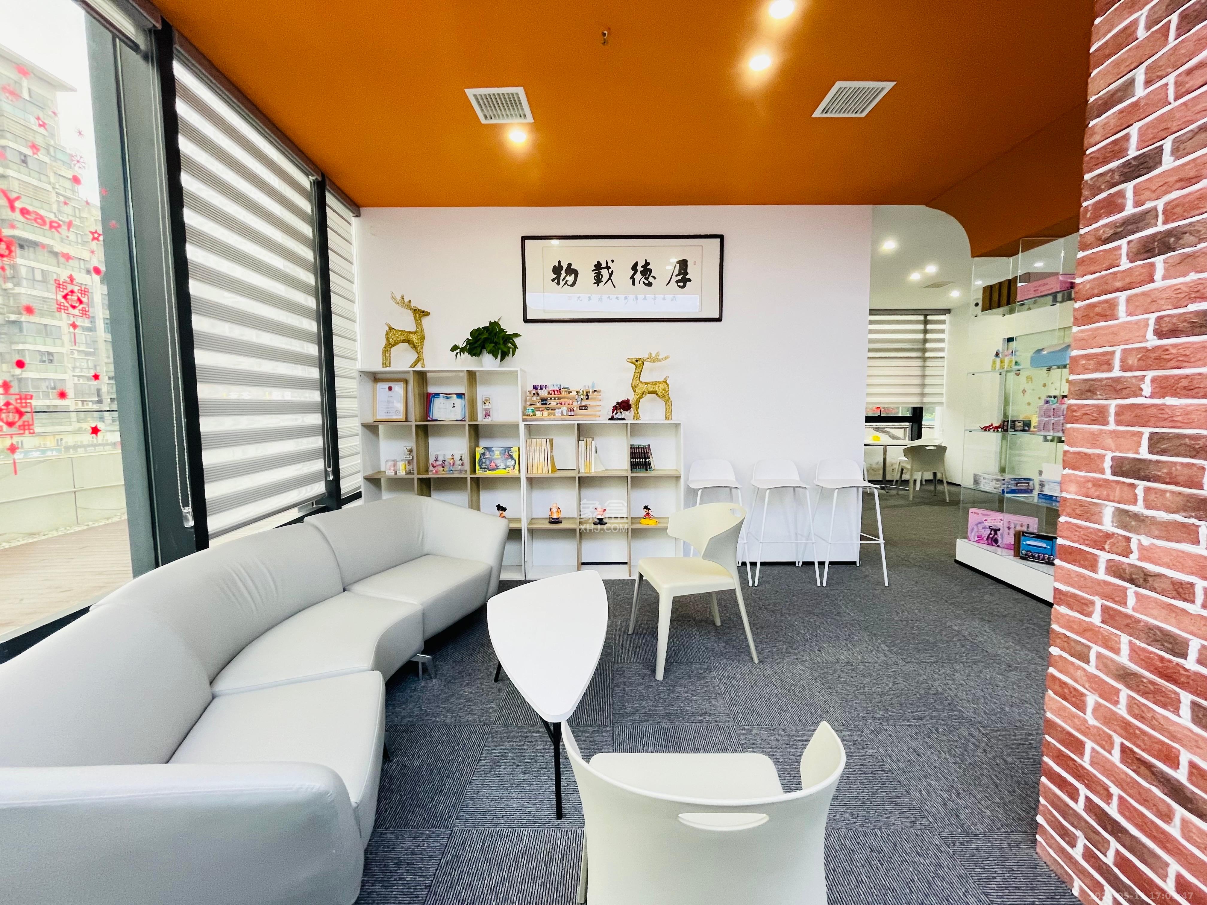 长房时代城   320.0㎡      52000.0元/月室内图