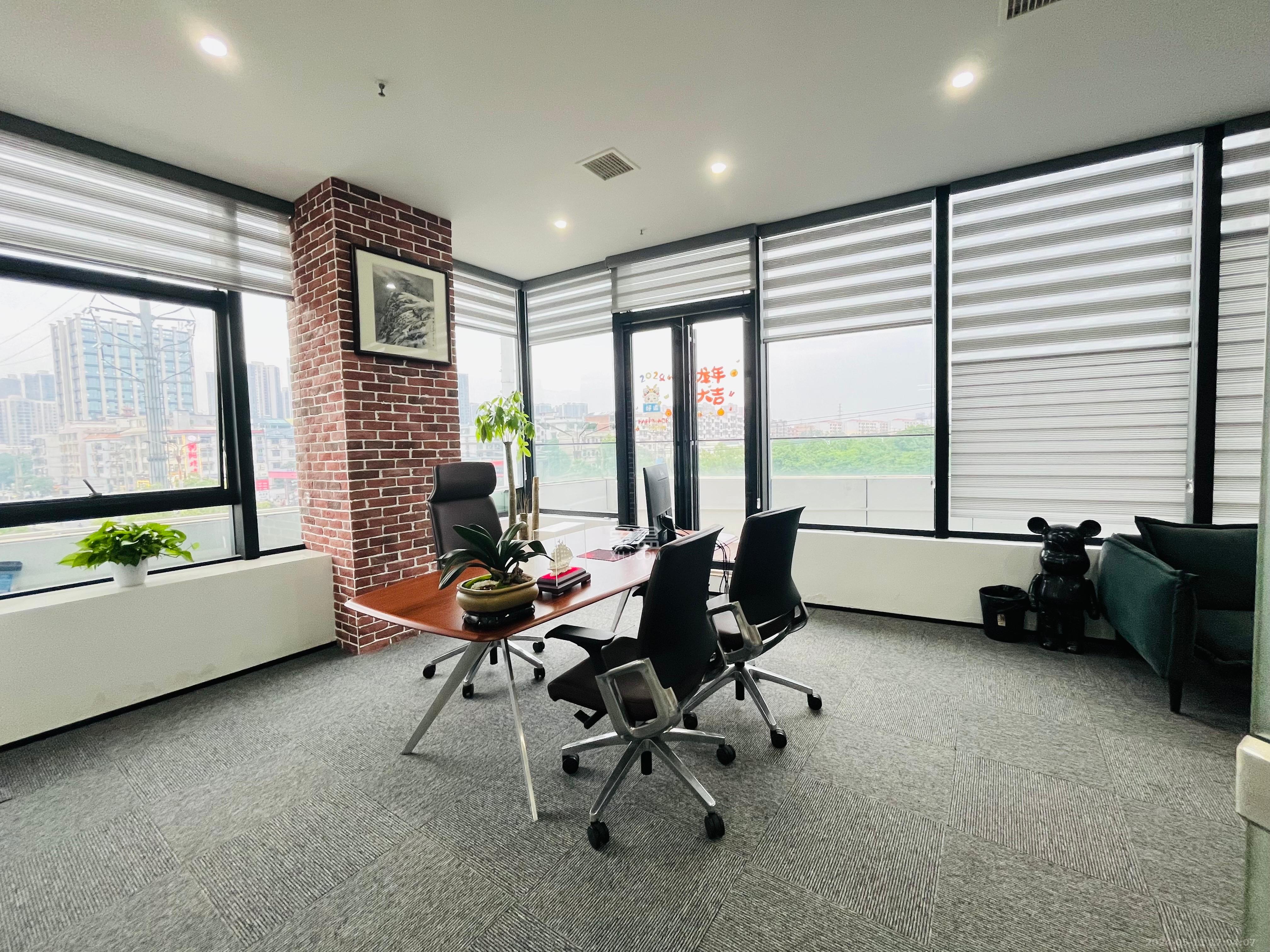 长房时代城   320.0㎡      52000.0元/月室内图