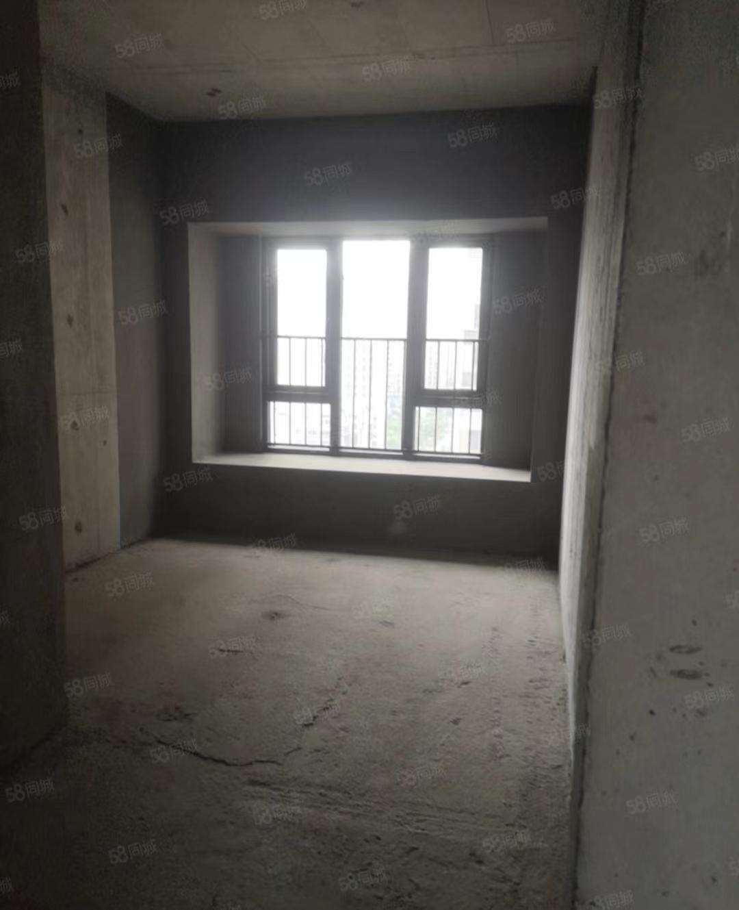 富力碧桂园衡中心  4室2厅2卫   108.00万室内图