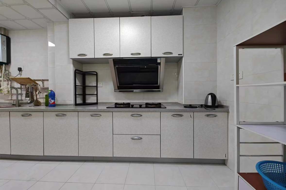 珠江愉景南苑（一、二、三、四期）  2室2厅1卫    2200.0元/月室内图