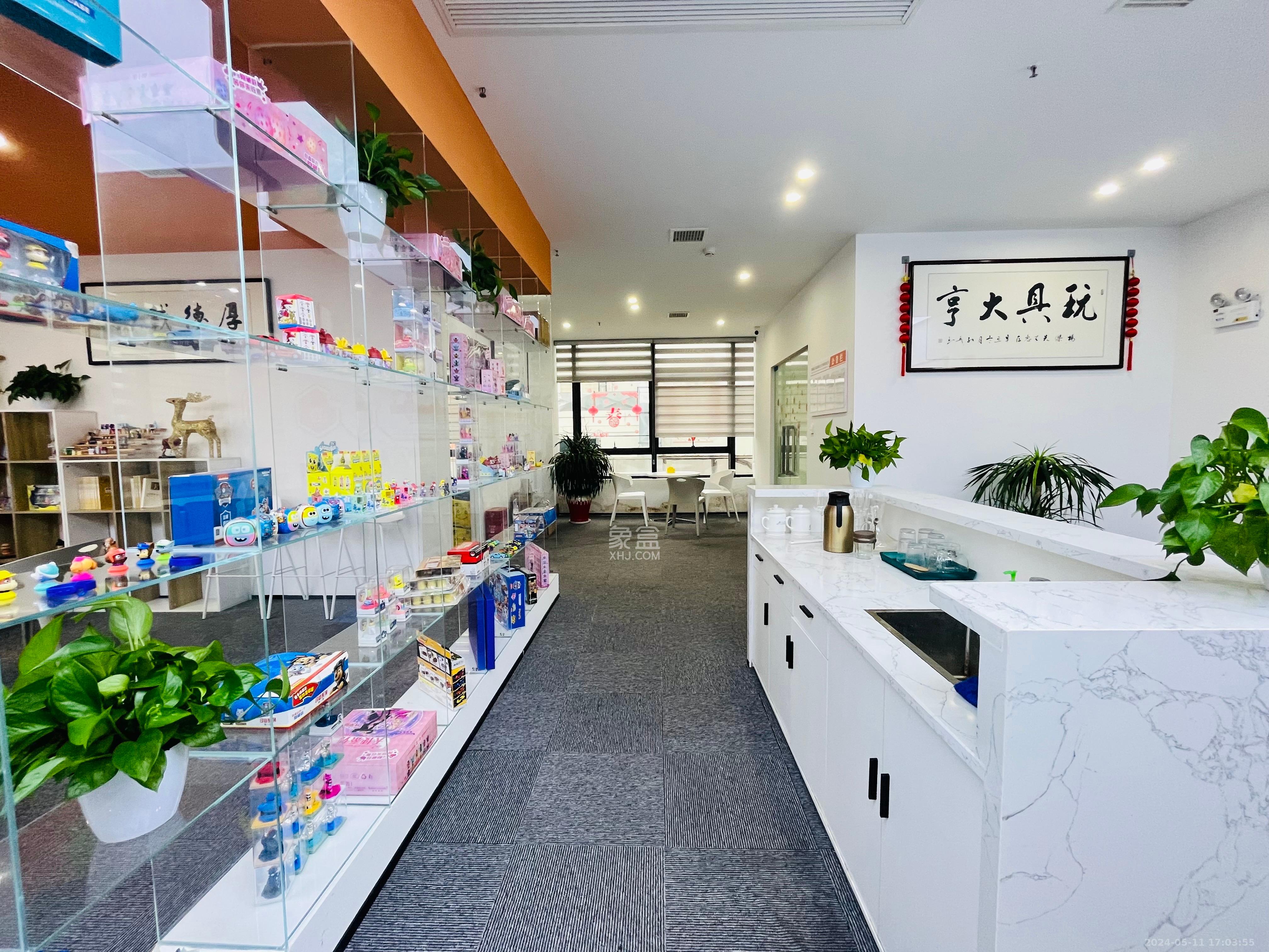 长房时代城   320.0㎡      52000.0元/月室内图