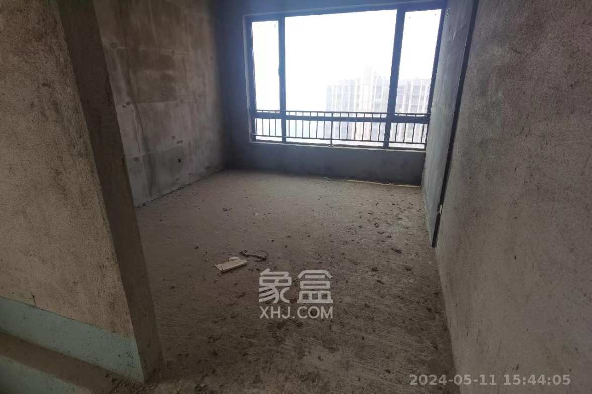 新天地步步高  4室2厅2卫   65.00万室内图
