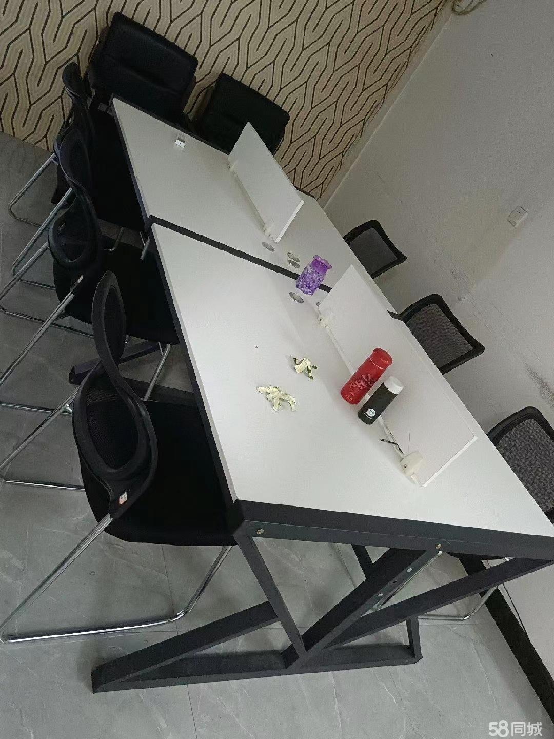 鸿星新天地   130.0㎡      2800.0元/月室内图