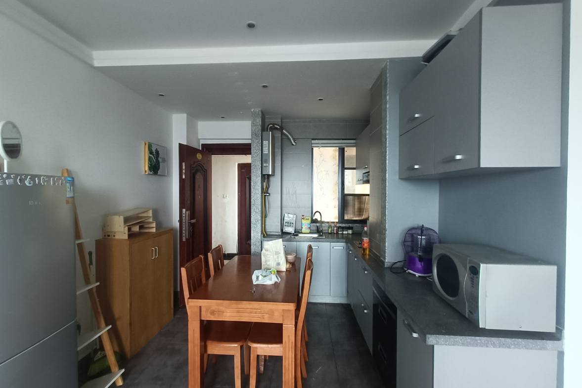 盛世时代广场 2室2厅2卫 2000.0元/月 盛世时代广场 2室2厅2卫 2000.0元/月室内图