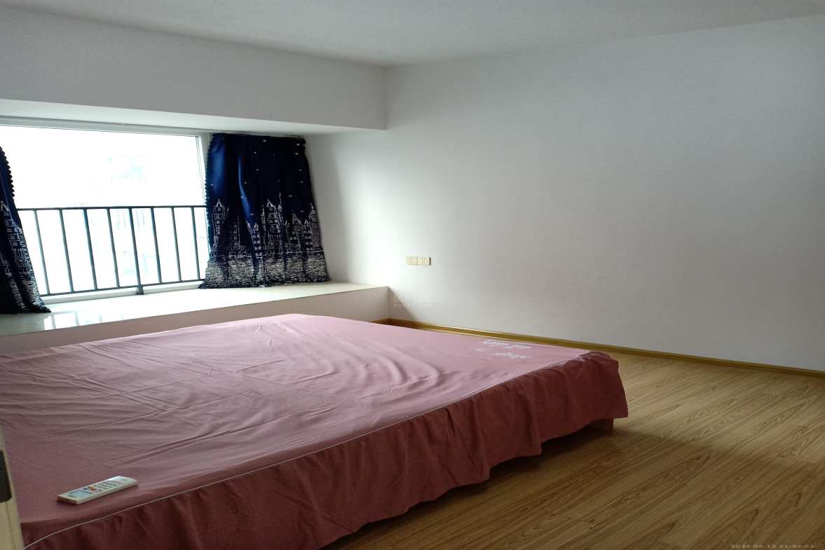 美的城四期 3室2厅1卫 2300.0元/月 美的城四期 3室2厅1卫 2300.0元/月室内图