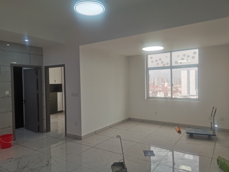 鹏泰国际  3室1厅1卫    47.8万