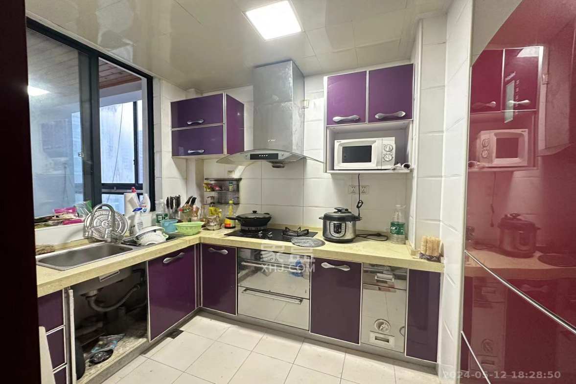 湘江世纪城揽江苑  3室2厅2卫    3200.0元/月室内图