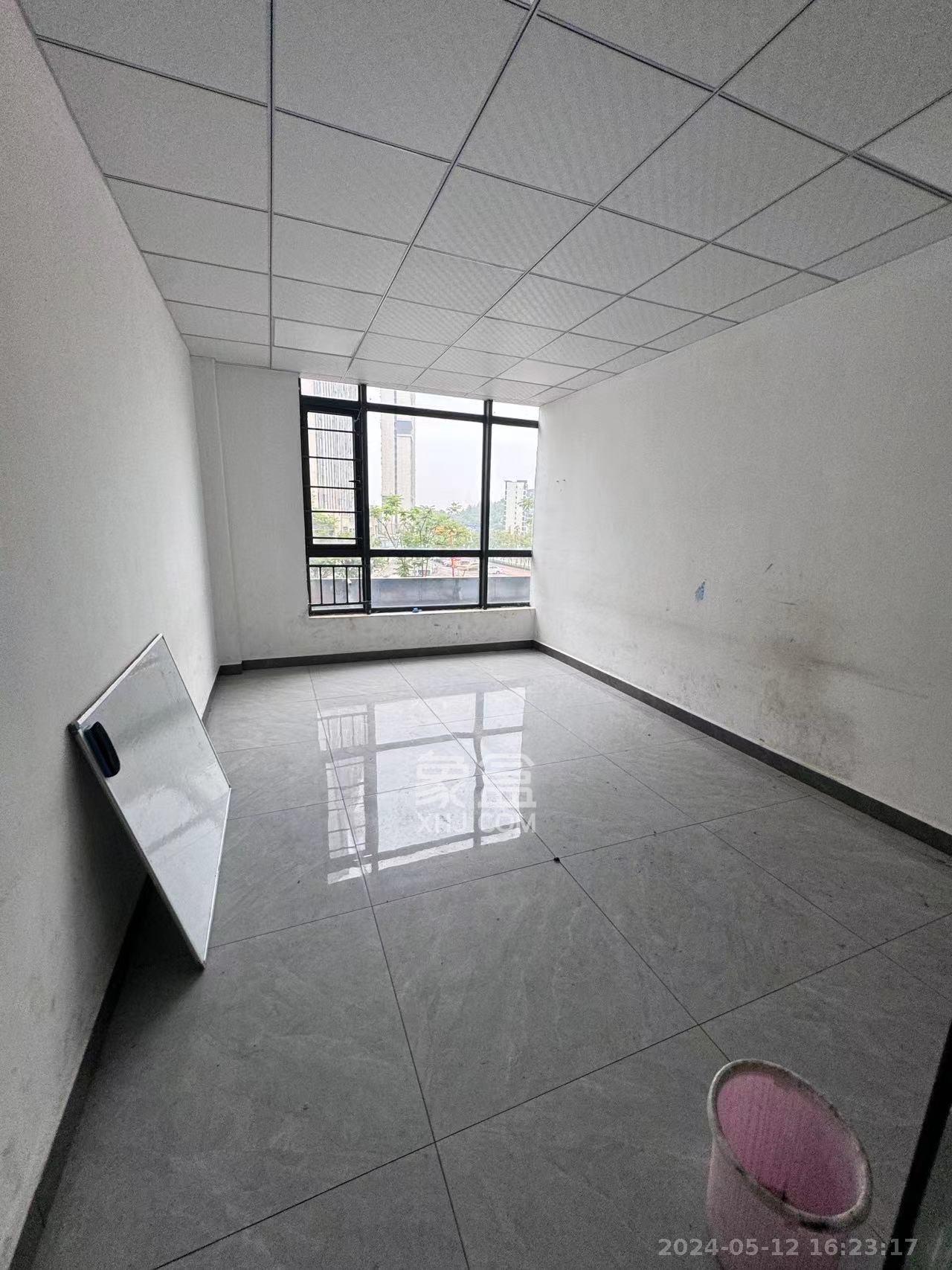 荣盛花语城   160.0㎡     11000.00元/月室内图
