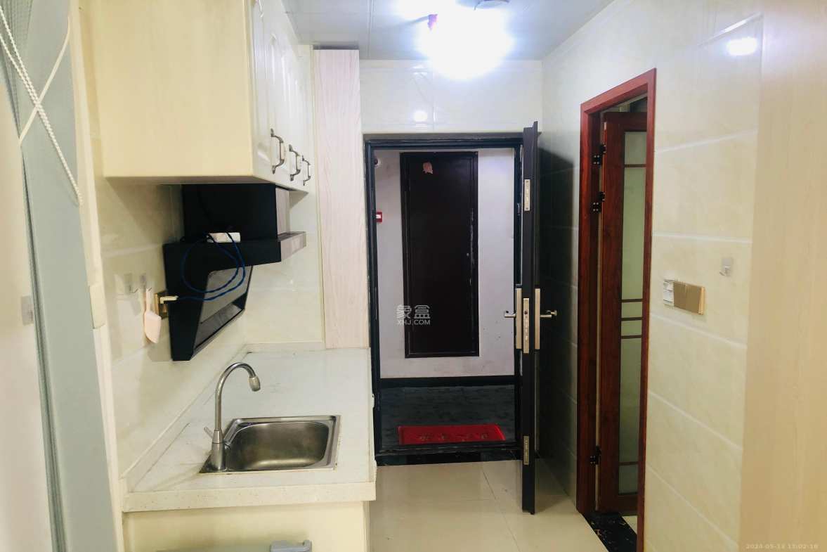 世纪云中心 1室1厅1卫 1500.0元/月 世纪云中心 1室1厅1卫 1500.0元/月室内图