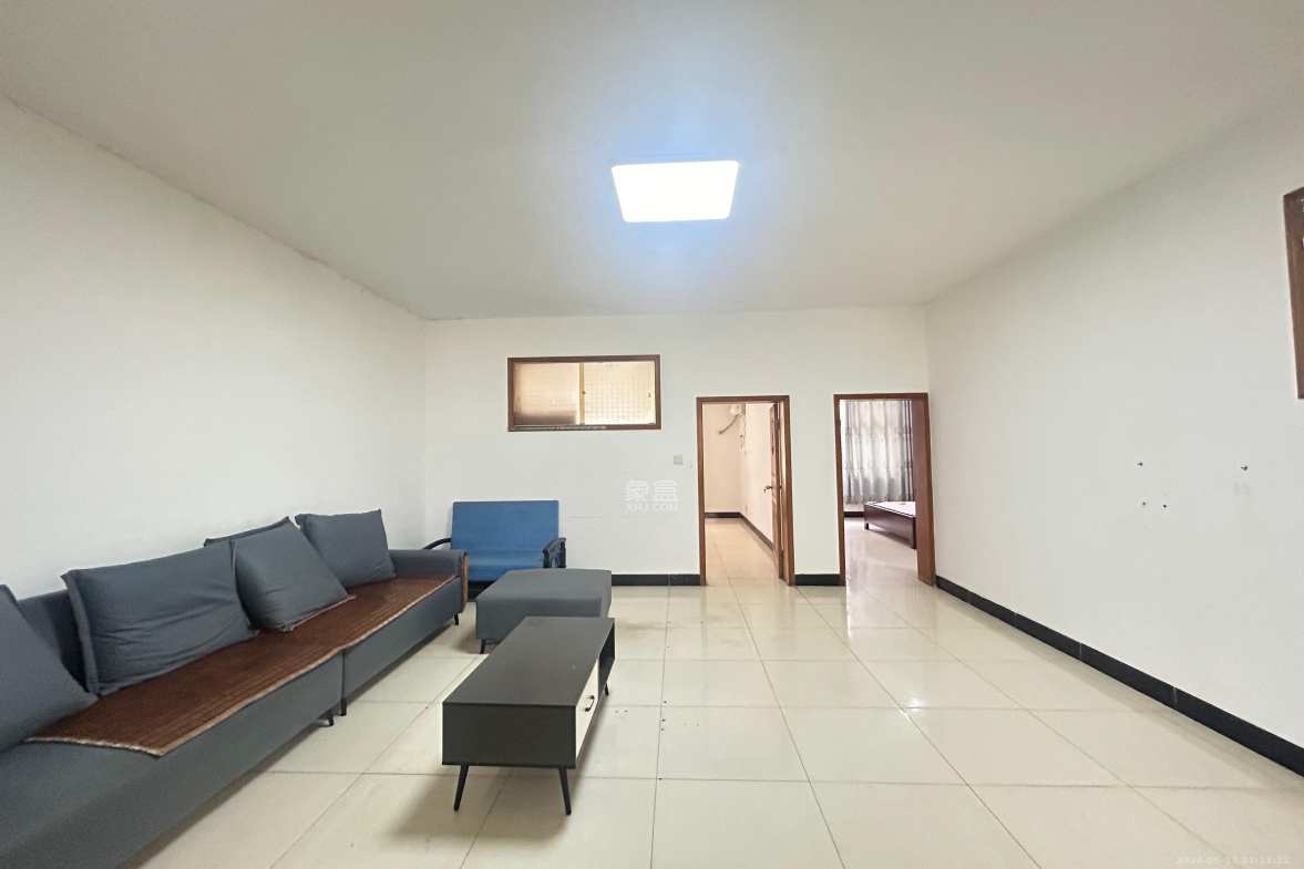 德思勤城市广场(宝格丽公寓) 1室1厅1卫 4200.0元/月 德思勤城市广场(宝格丽公寓) 1室1厅1卫 4200.0元/月室内图