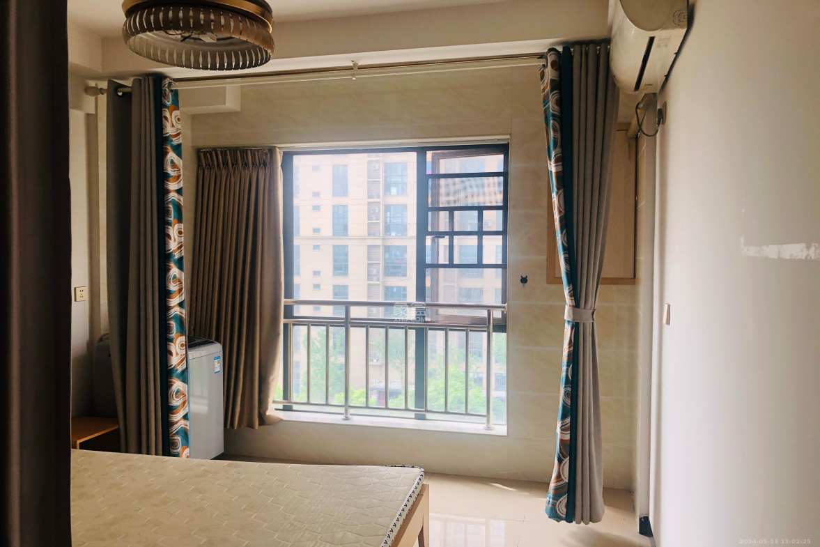 世纪云中心 1室1厅1卫 1500.0元/月 世纪云中心 1室1厅1卫 1500.0元/月室内图