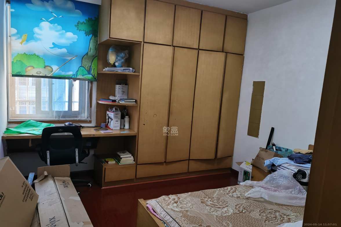 军安苑小区  4室2厅1卫   2300.00元/月室内图