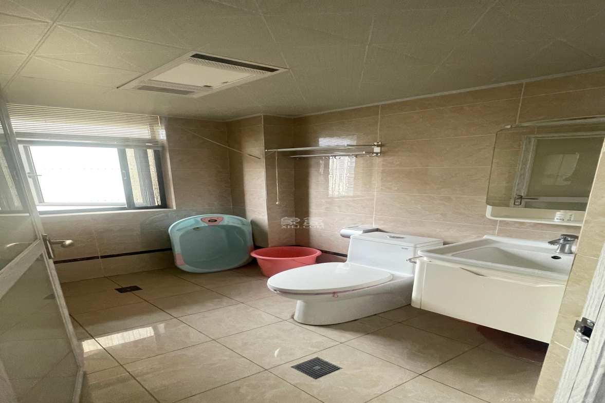 中房瑞致国际 3室2厅2卫 3500.0元/月 中房瑞致国际 3室2厅2卫 3500.0元/月室内图